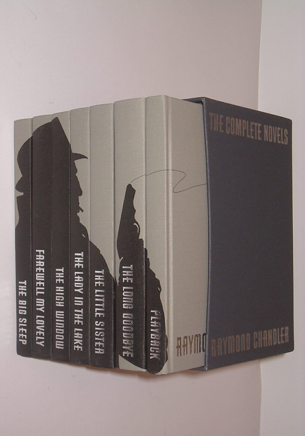 The Complete Novels of Raymond Chandler, [7-volume boxed set]