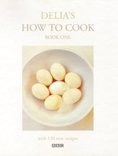 Load image into Gallery viewer, Delia&#39;s How to Cook: Book One (1) cover image
